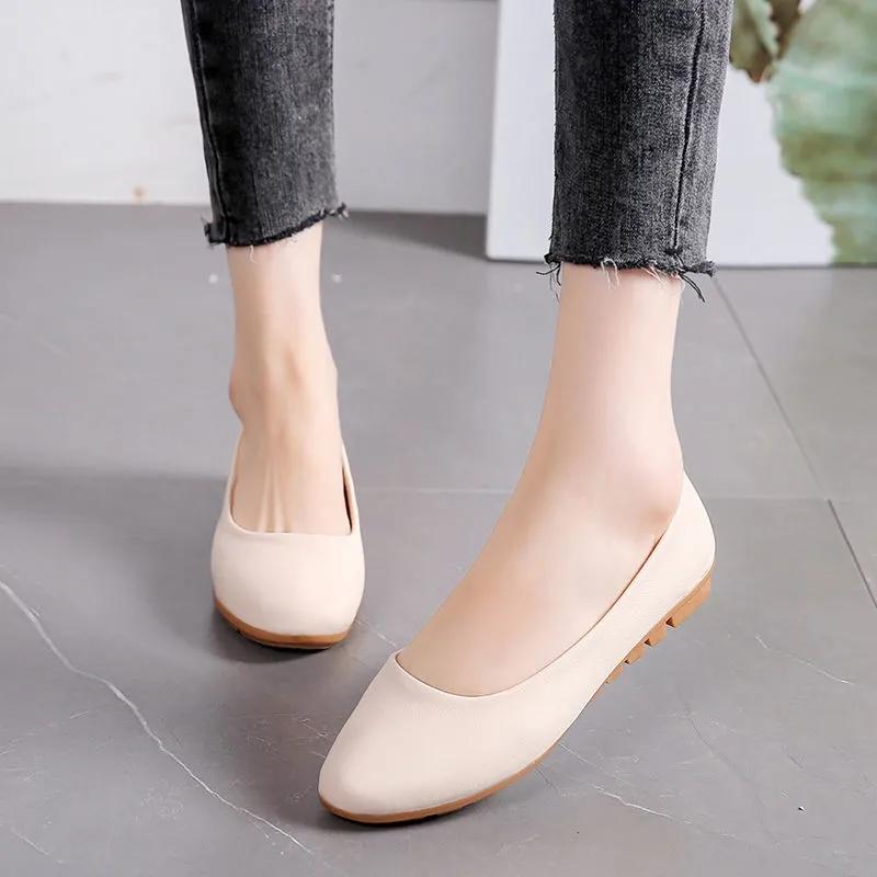 Women's Round Toe Shoes Korean Style Shoes Ladies Comfortable Leather Shoes Nurse Work Shoes Soft Sole Mother's Shoes