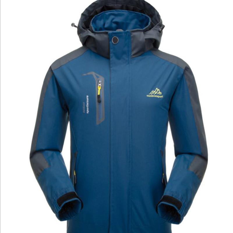 Men's Outdoor Hiking Clothes Windproof and Waterproof Hooded Jacket Soft Shell Warm Sportswear Camping Cycling Outdoor Windbreaker