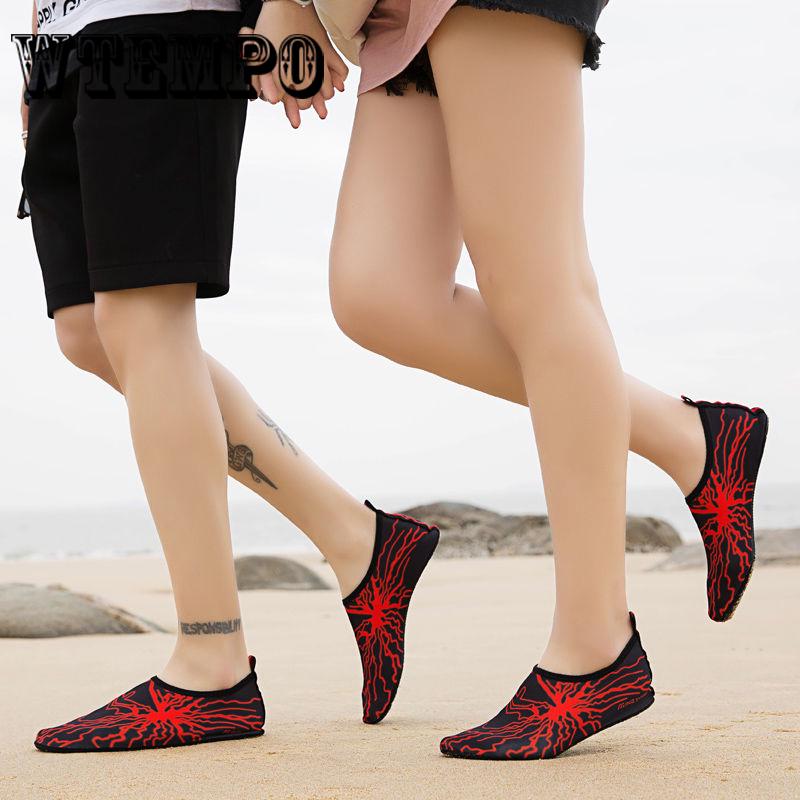 Men Women Water Shoes Summer Aqua Slippers Beach Slip on Waterpark Sandals Slides
