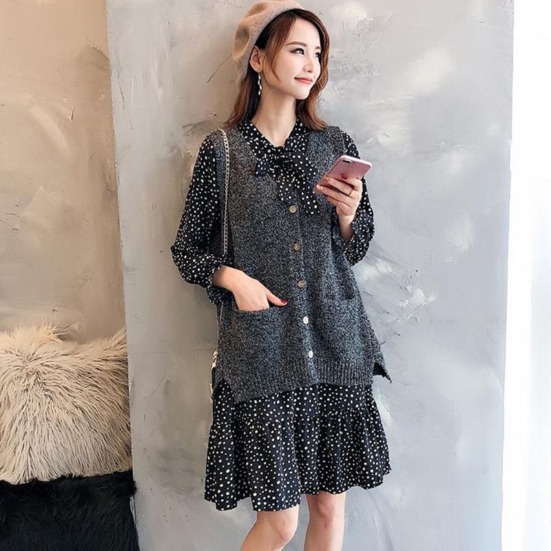 Set Female Autumn and Winter Polka Dot Chiffon Dress + Loose Knitted Sweater Vest Vest Two-piece Suit Can Be Worn with A Coat