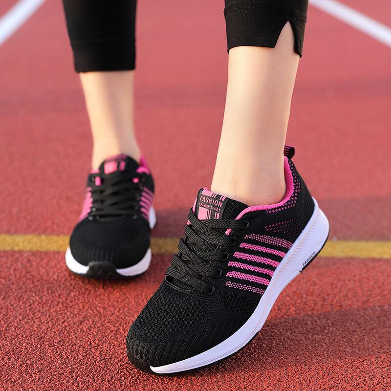 Light Super Women's Shoes Breathable Mesh Summer Sneakers Outdoor Casual Running Shoes Female Walking Shoes