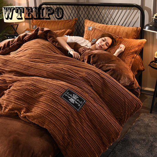 4pcs  Winter Thickening Bedding Set  Fleece Fabric Smooth Bedspread Queen/king Sheet and  Solid Color  Duvet Cover