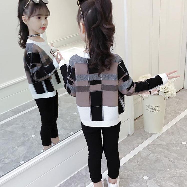 Little Girl Spring and Autumn Sweater Long-sleeved Slim Knit Cardigan Jacket Older Children's Clothing Fashion