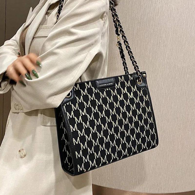 Bags Women Go Shopping Large-capacity Shoulder Bags Large Bags Casual Fashion Fashion All-match Chain Square Bag