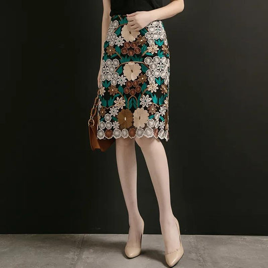 Exquisitely Floral Embroidered Water-soluble Lace Skirt Women's Knee Skirt High-quality Mesh Bag Hip A-line Skirt Retro Pattern Mid-length Skirt