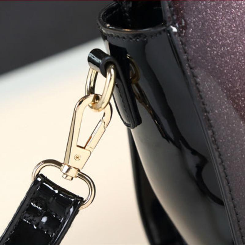 Fashion Wild Messenger Bag Female Bag with Diamond Package Atmosphere Ladies Bag Shoulder Bag