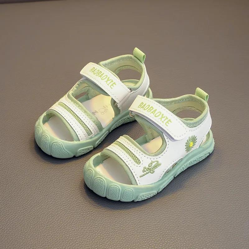 Children's Light Shoes In Summer Soft Sole Cartoon Daisy Beach Cool Shoes Kids' Anti-slip Flat Casual Sandals