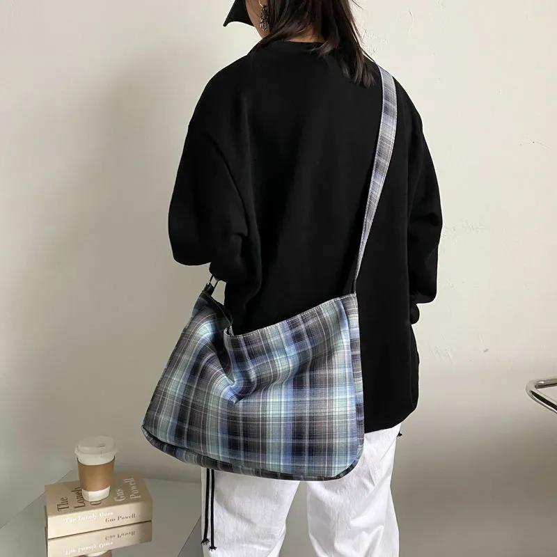 Women Canvas Bags Travel Casual Large Daily Shoulder Handbag Simple Hobo Bags Large-capacity Plaid Bag