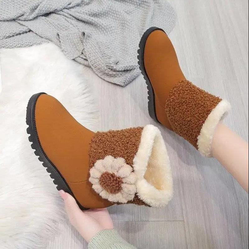 Thickened Snow Boots Women's Short Boots Winter Plus Velvet Flat-bottomed Warm Cotton Shoes Thick-soled Women's Shoes