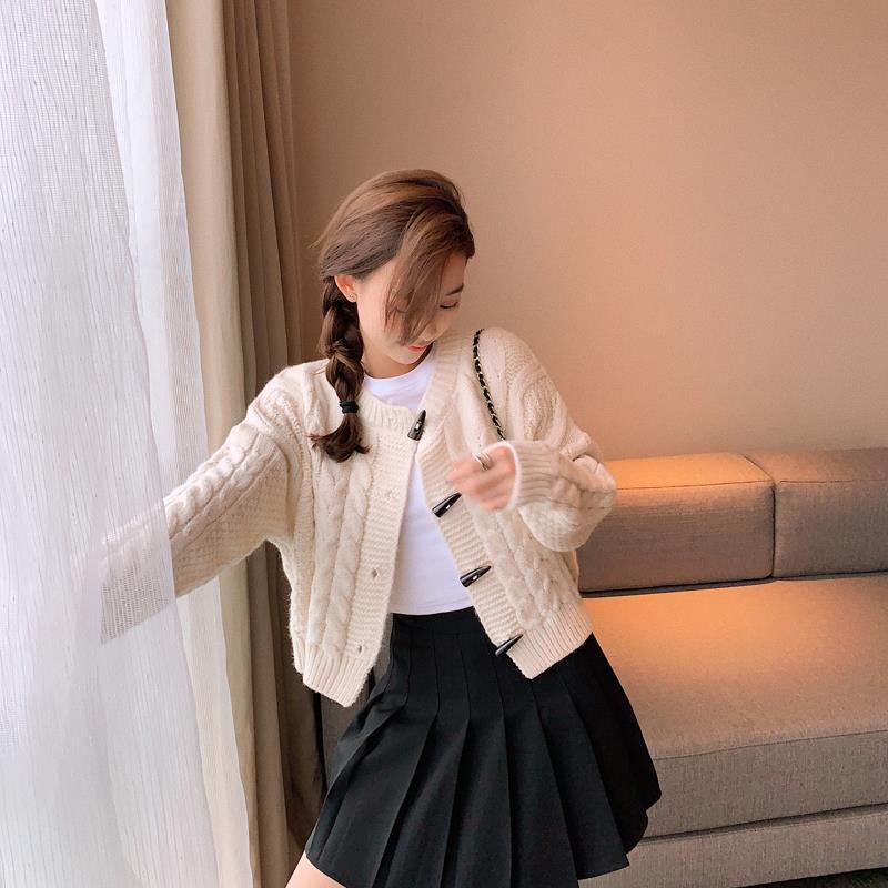 Autumn and Winter Retro Top Fashion Cardigan Casual Sweater Short Knit Young Women's Jacket