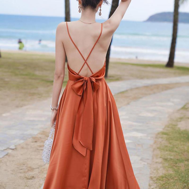Summer New Style Female Slim Mid-length Halter Slim V-neck High-waist Seaside Holiday Suspender Dress