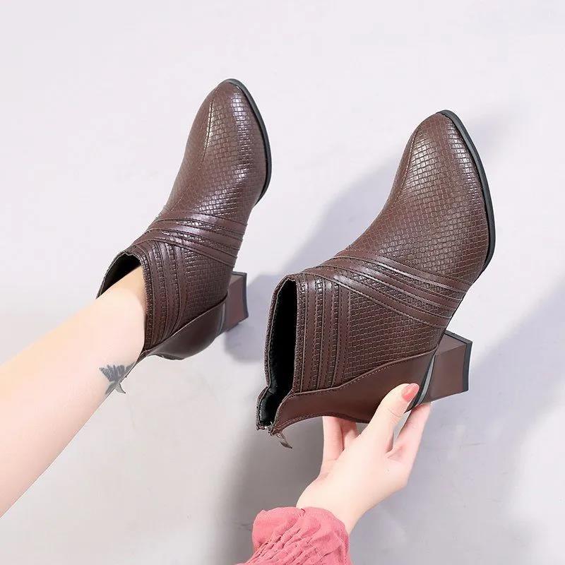 Woven Pattern Soft Leather Short Boots Women Autumn and Winter Martin Boots with Thick Heels and Comfortable All-match