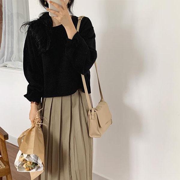 Autumn and Winter All-match Long-sleeved Pullover Girl Student Short Loose Bottoming Coat Coat Sweater