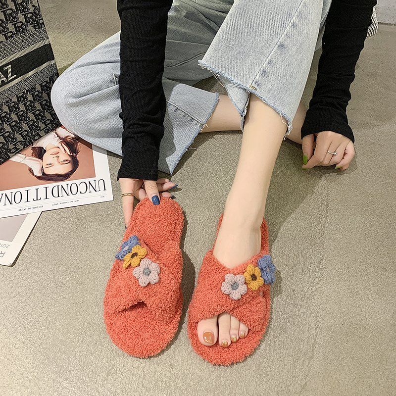 Cotton Slippers Female Cute Plush Slippers Wear Plush To Keep Warm At Home Winter Slippers Non-slip Breathable Cross Slippers