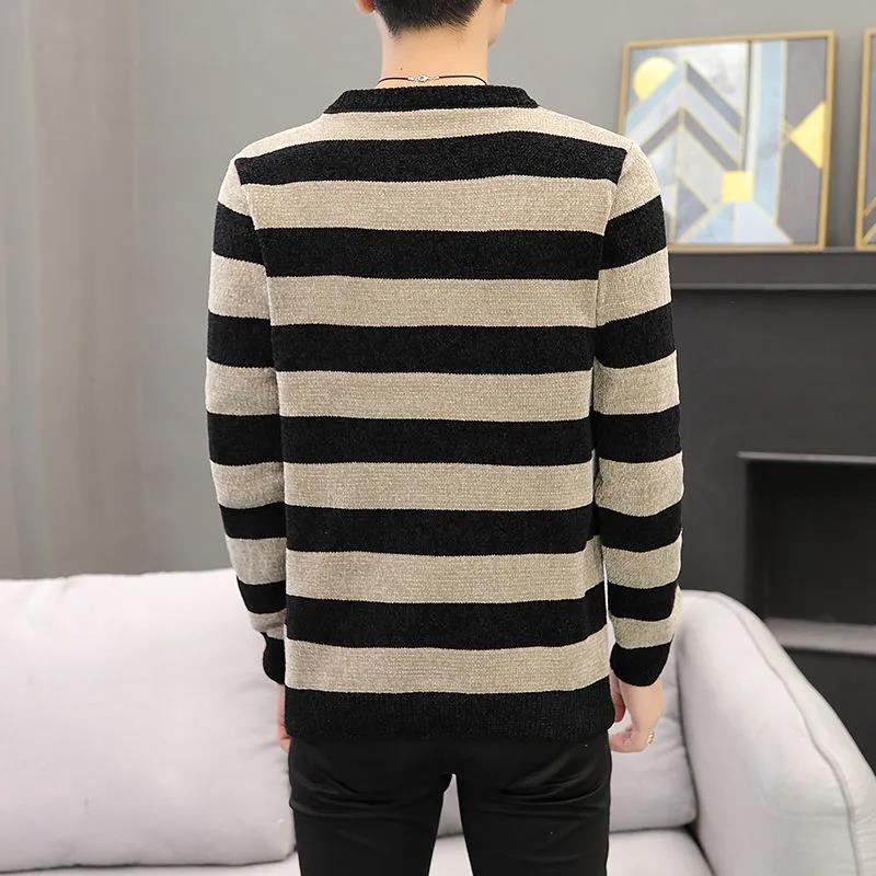 Winter Men's Round Neck Sweater Striped Base Knit Sweater Warm and Comfortable Sweater