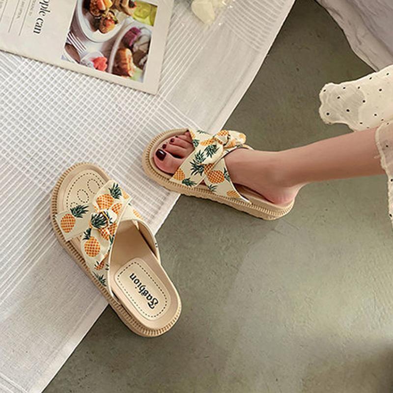 Women Open Toe Sandals and Slippers Women's Summer  Thick-soled Beach Shoes Seaside