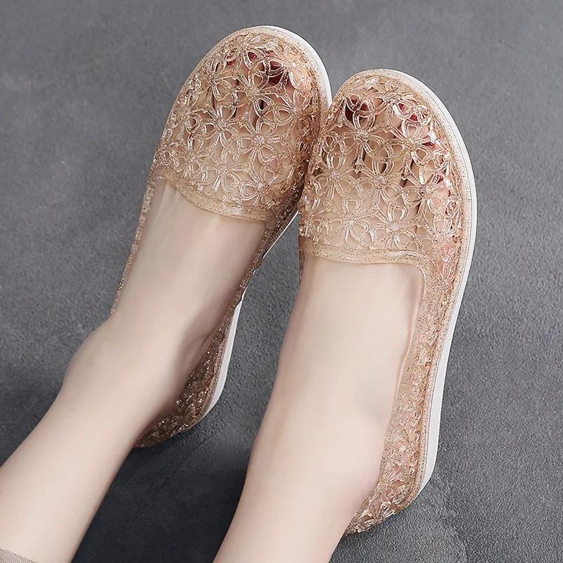 Female Crystal Hole Thick-soled Soft Home Nurse Dancing Beach Female Drag Sandals Summer