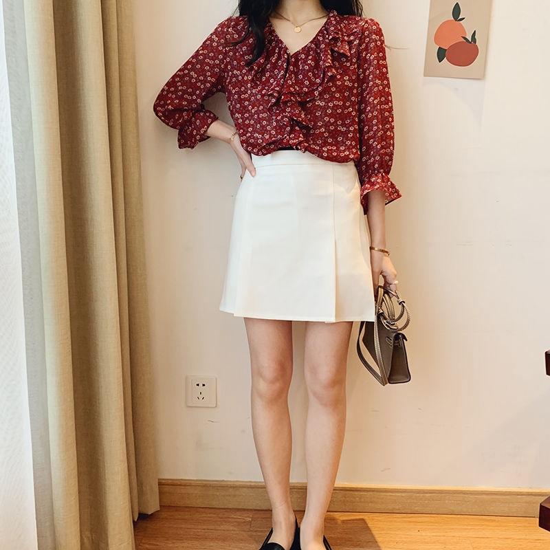 Floral V-neck Wood Ear Edge Trumpet Sleeve Seven Sleeve Chiffon Shirt, Women's Summer Korean Loose Top Trend