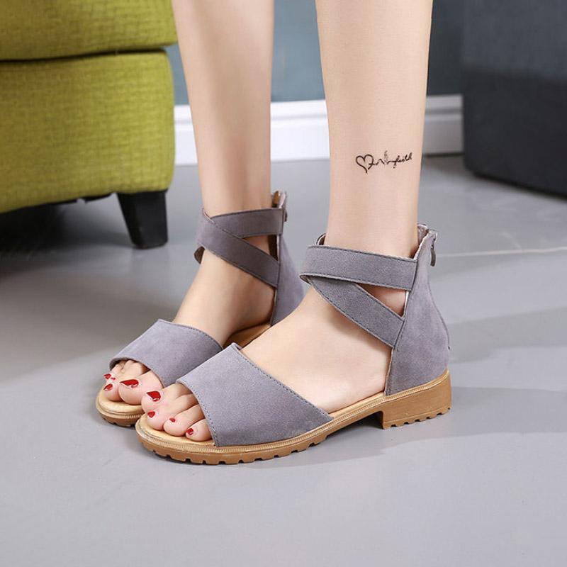 Women Flat Shoes Summer Soft Leather Leisure Ladies Sandals Casual Shoes