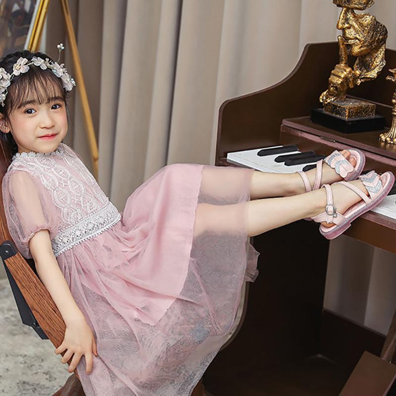 Children's Sandals Girls Princess Shoes Non-slip Soft-soled Beach Shoes Girls Diamonds  Flat Sandals with Ankle Straps
