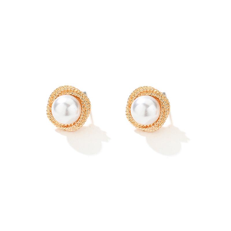 Simple and Versatile Earrings Round Metal Rotating Three-dimensional Pearl Stud Earrings