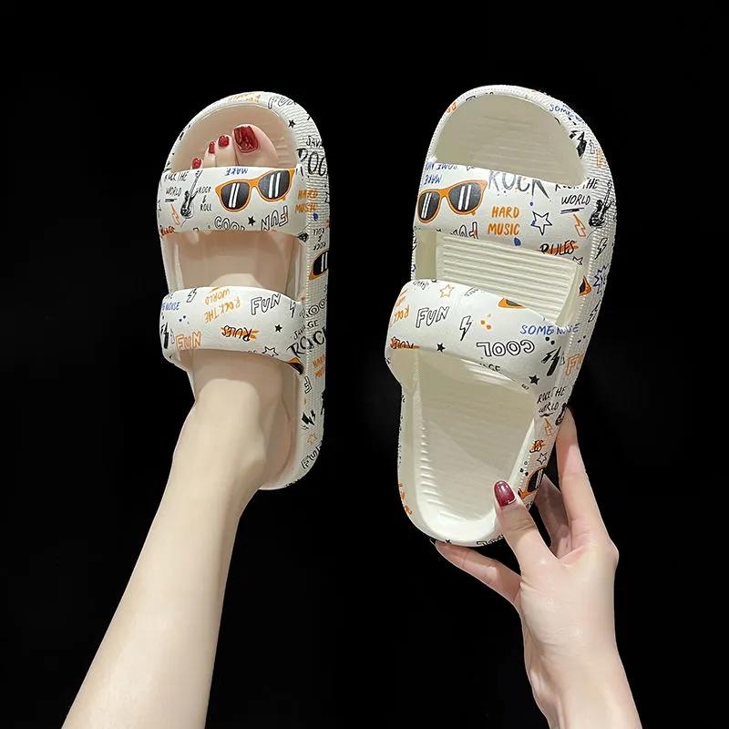Women's Summer Thick-soled Slippers Cute Wear Out Non-slip Couples Beach Sandals and Slippers for Men's Flip-flops
