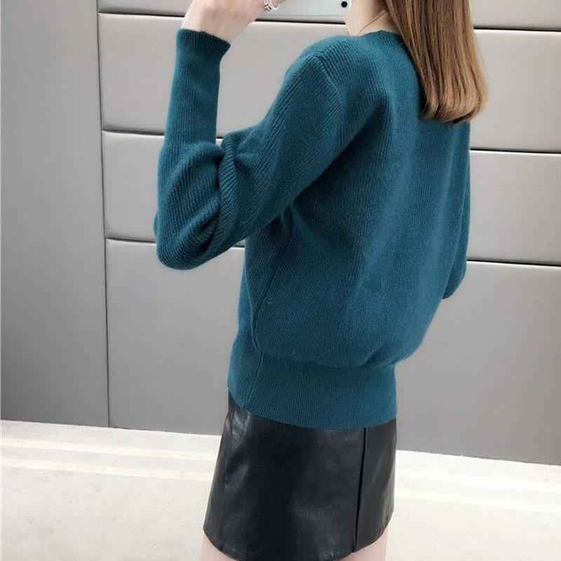 Spring and Autumn V-neck Low-neck Sweater Pullover with Short Bottoming Shirt Casual All-match Female Top