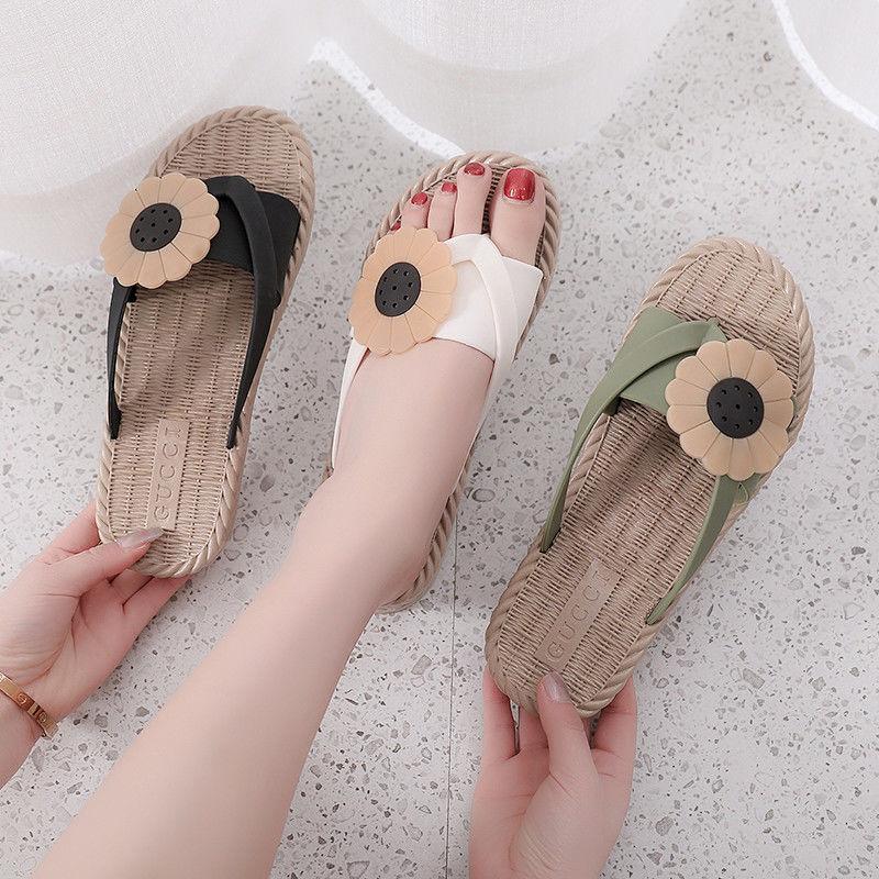 Outer Wear Flat Sandals and Slippers Women Summer Fashion All-match Flip-flops Vacation Beach Sandals