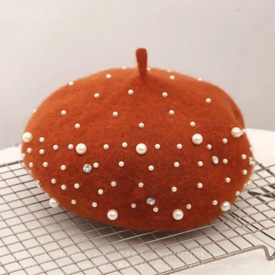 Women's Wool Beret Autumn Casual Pearl Rivet Solid Color Beret