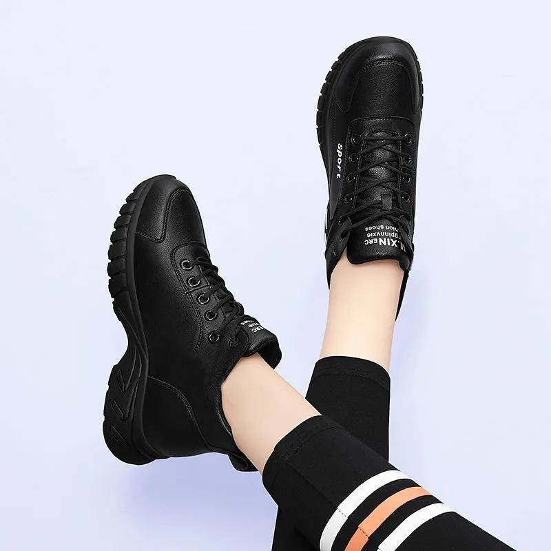 Winter Plus Velvet Sports Shoes Women's Shoes All-match Running Shoes Women's Casual Shoes Thick-soled Non-slip Flat Leather Shoes