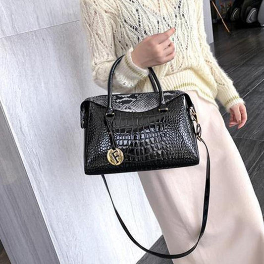 Women's Bag European and American Fashion Patent Leather Shiny Crocodile Pattern Large Capacity Single-shoulder Messenger Handbag