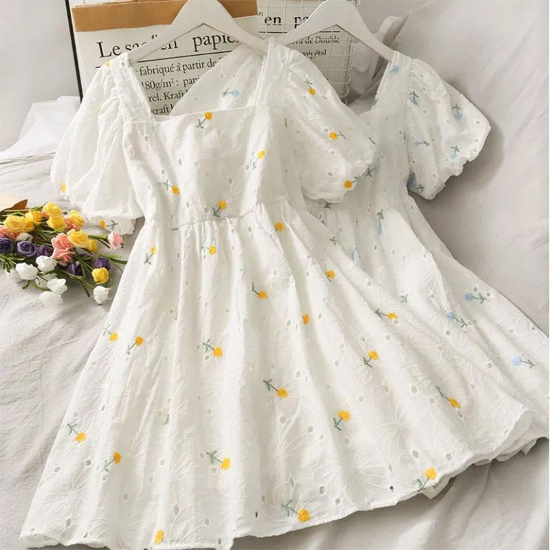 Hollow Embroidered Puff Sleeves Square Neck Short Sleeve Dress Slim Design Small Skirt