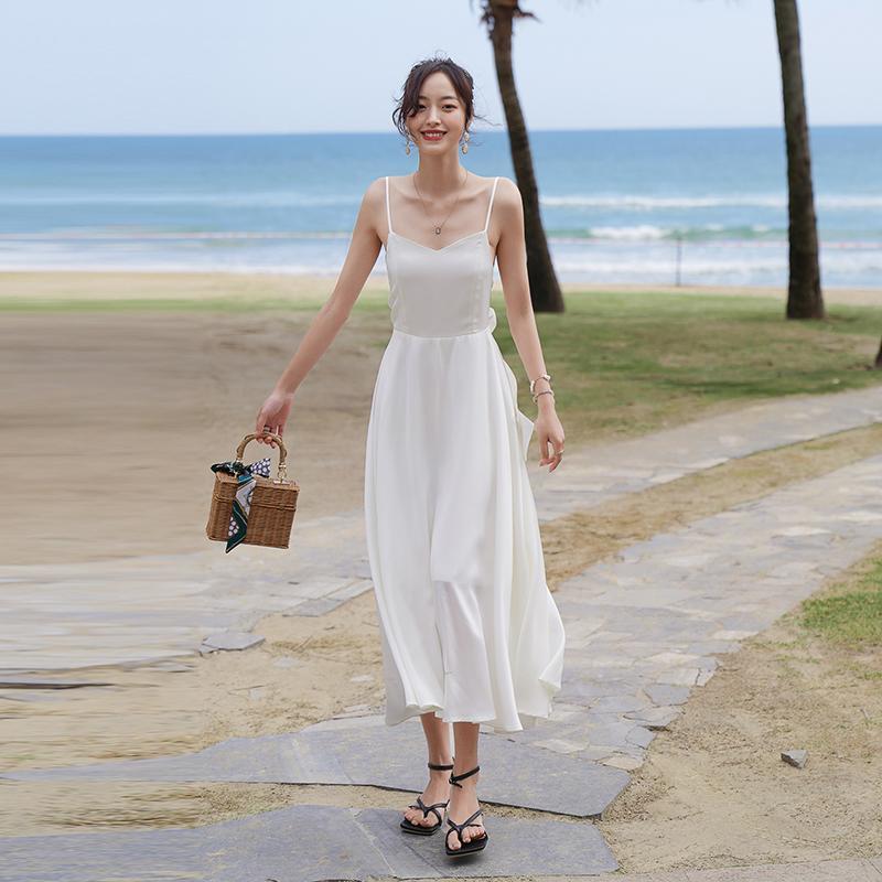 Summer New Style Female Slim Mid-length Halter Slim V-neck High-waist Seaside Holiday Suspender Dress