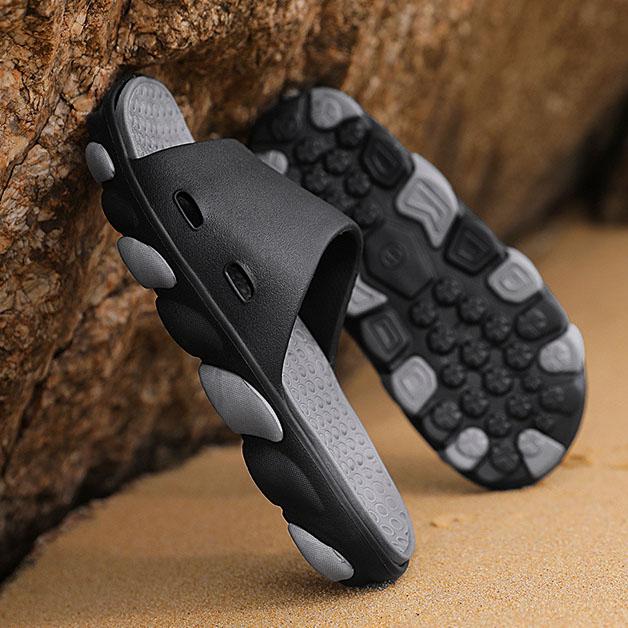 Men's Large Size Non-slip Indoor Bathroom Flat Slippers Spring Summer Outdoor Beach Slip-on Slippers