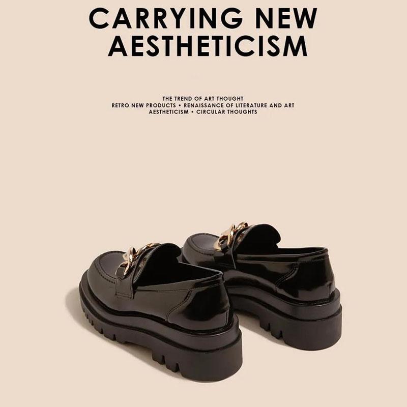 Women's Leather Shoes with Shiny Patent Leather and Soft Sole British Style Platform Platform Loafers
