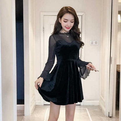 Black Dress Was Thin and Small Dress Autumn and Winter T-shirt New Women's Hepburn