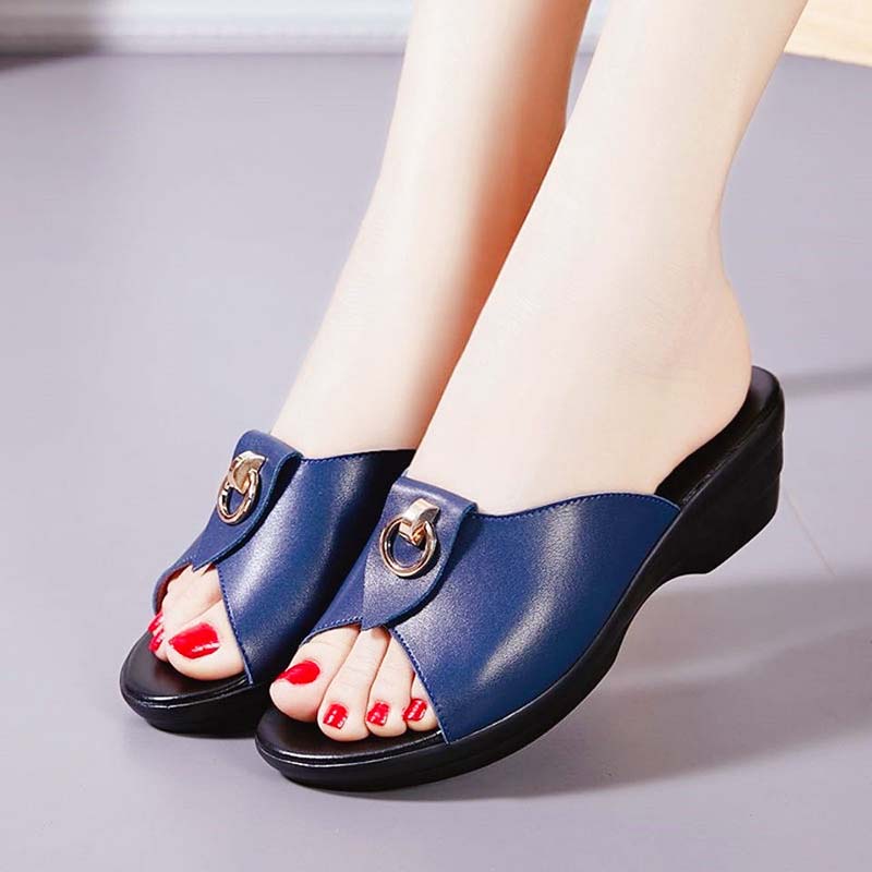 Summer Fish Mouth Soft Leather Women's Slippers Slope with Mother's Flat Shoes Flip-flop Non-slip All-match Casual Women's Sandals