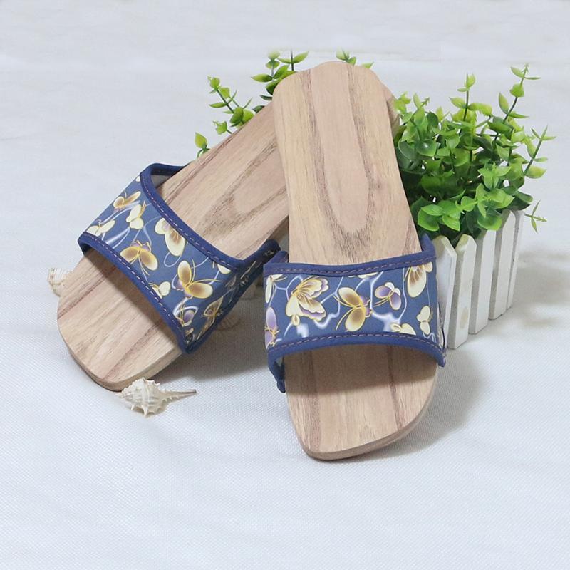 Wooden Slippers Women Clogs Men and Women Couple Models Sandals Bottom Indoor Bathroom Wooden Shoes