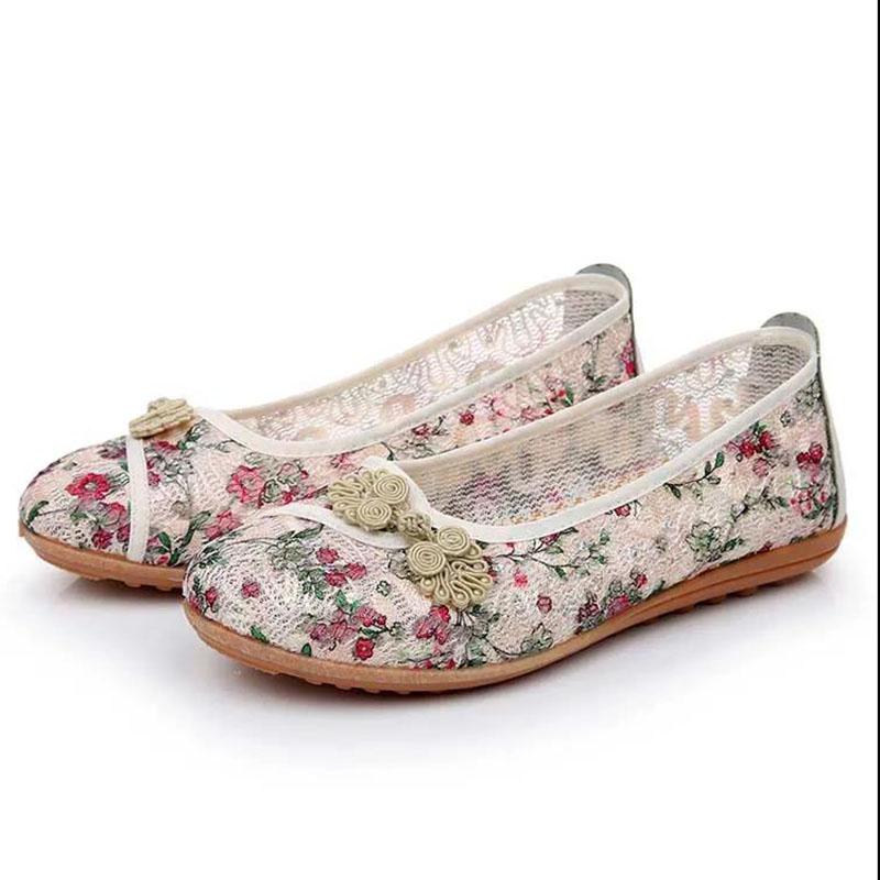 Summer Hollow Women's Shoes Mesh Shoes Mother Shoes Embroidered Soft Sole Tendon Sole Casual Shoes Grandma Shoes Breathable