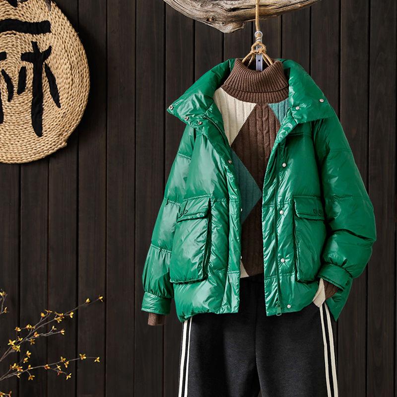 Lightweight Down Jacket Ladies Autumn and Winter White Duck Down Fashion Short Trendy Suit
