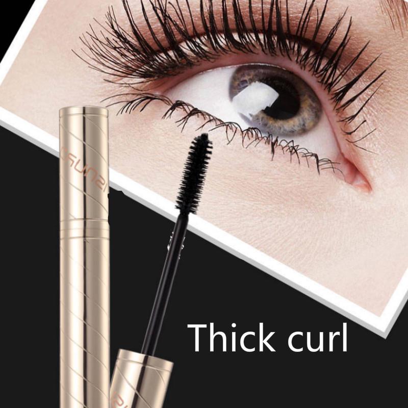 Waterproof mascara is thick, durable, waterproof, curled, non-caking, and not easy to bloom