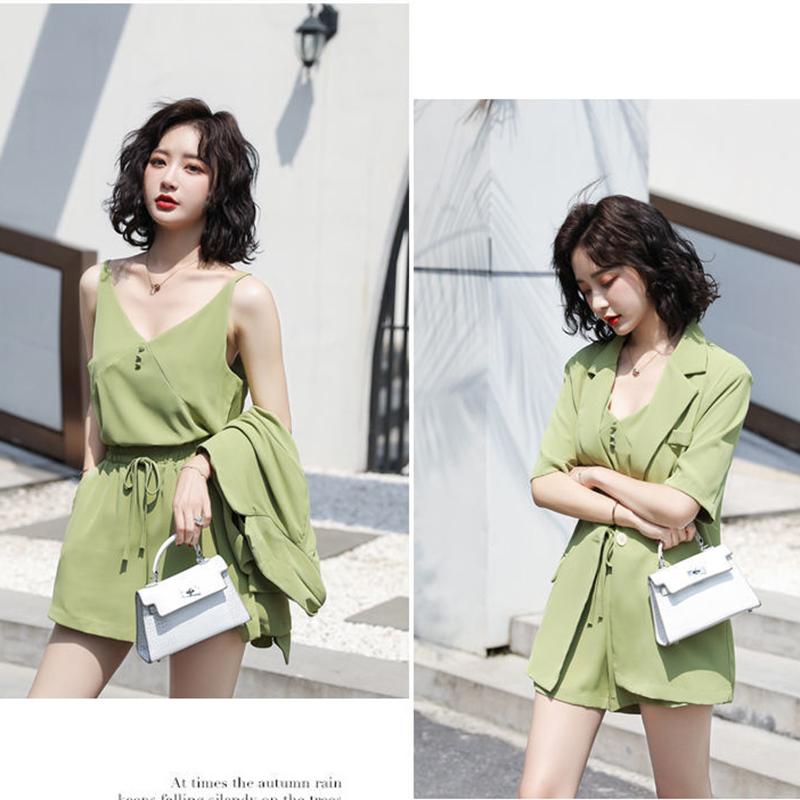 Drape Suit Professional Suit Female Temperament Slim Shorts Three-piece Short-sleeved Suit Jacket + Lining + Wide-leg Shorts Ladies Casual Suit Suit