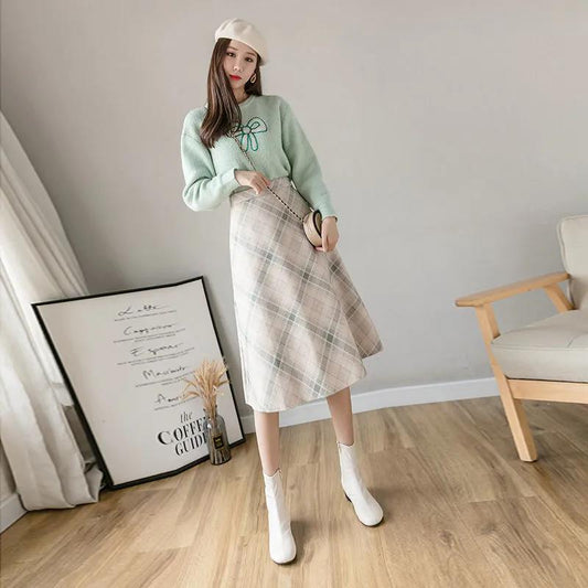 Autumn and Winter New High-waist Woolen Plaid Skirt Women's Mid-length A-line Large Skirt Over-the-knee Umbrella Skirt Autumn