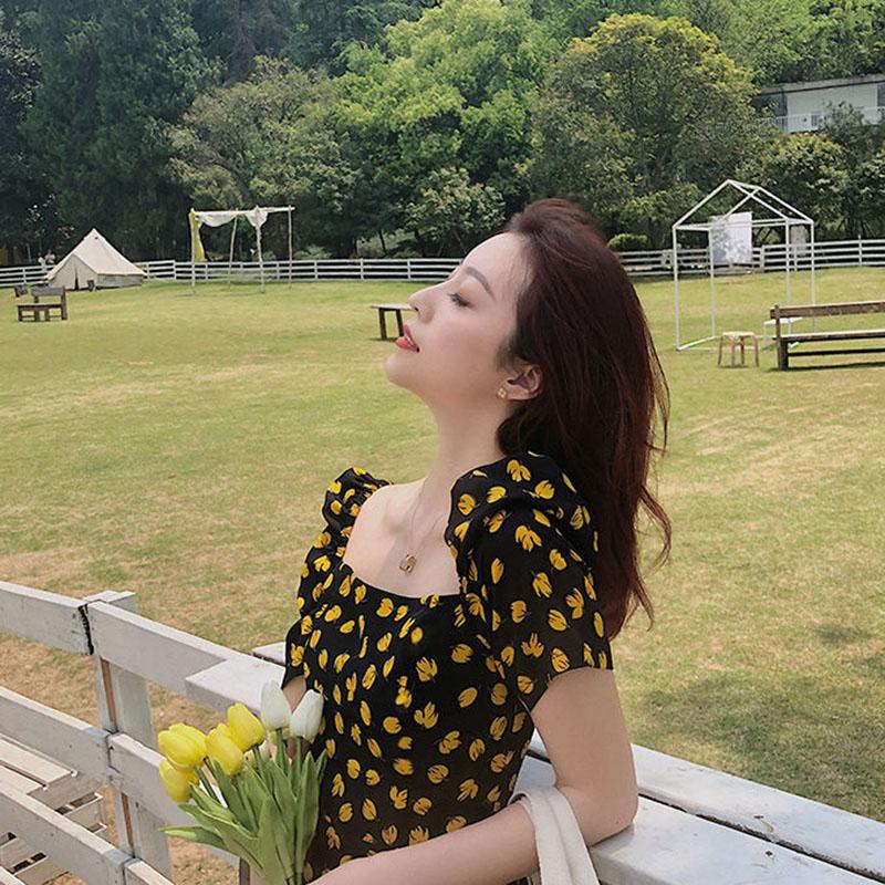 Women's Summer Floral Dress Square Neck Puff Sleeves Thin Mid-Length Skirt