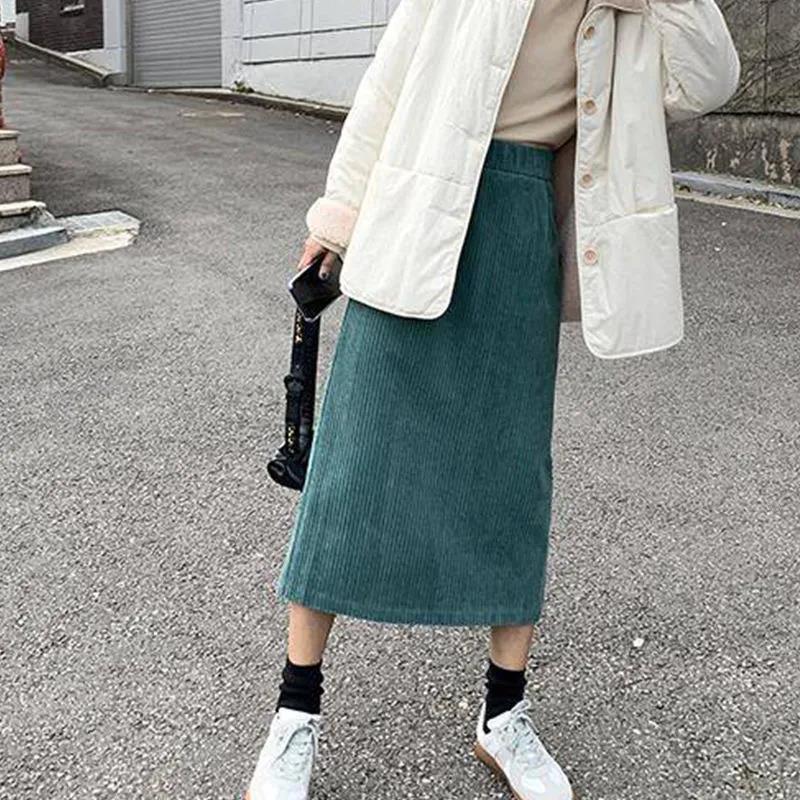 Corduroy Skirt Female Autumn and Winter Korean Version Was Thin and Wild Thick Retro High Waist Bag Hip Mid-length A-line Skirt
