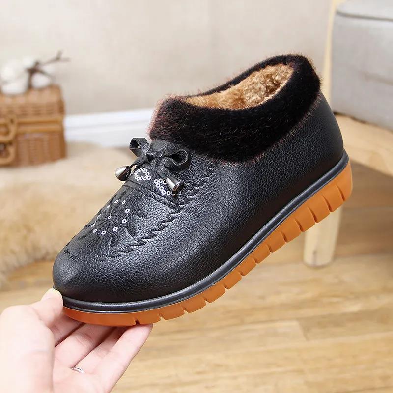 Winter Plus Velvet Women's Waterproof and Warm Leather Cotton Boots Non-slip Flat-bottomed Soft-soled Cotton Shoes