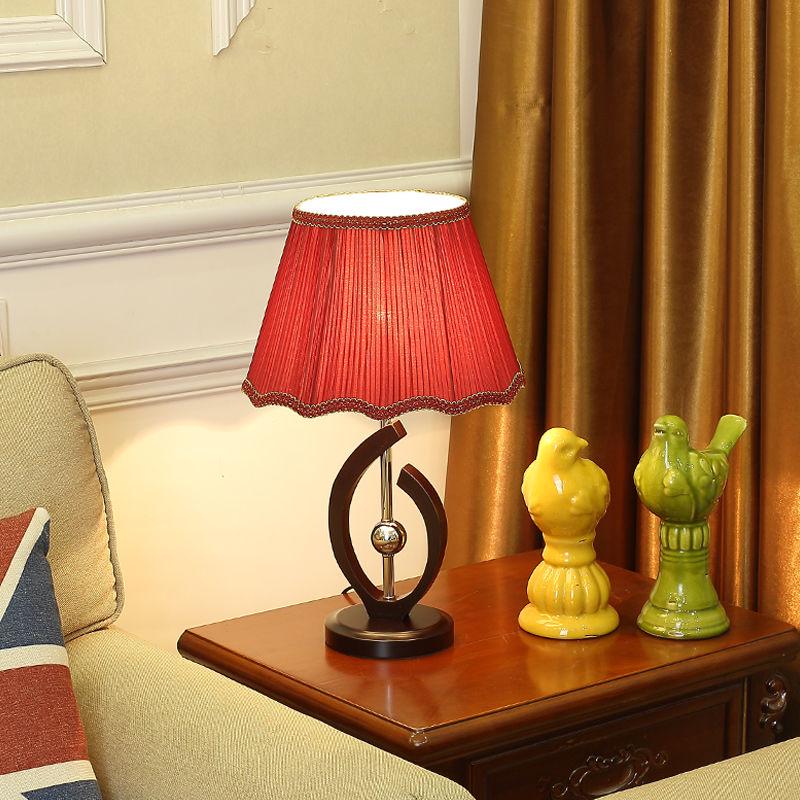 Modern Minimalist Table Lamp Bedroom Bedside Fashion Led Solid Wood American Country Table Lamp