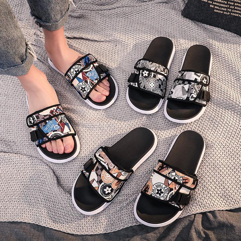 Summer Men's Net Red Sandals and Slippers Non-slip Soft Bottom 2020 Tide Flat Bottom Couple Wear Slippers Korean Version