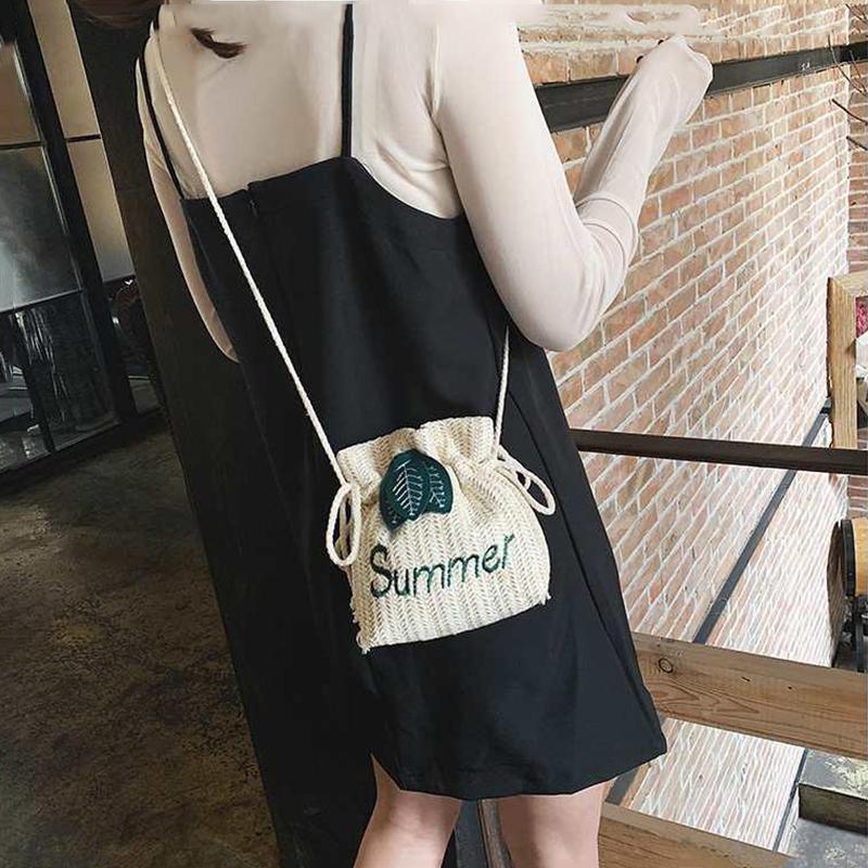 Women's Straw Woven Bucket Bag Beach Bag Shoulder Messenger Bag Cute Summer Student Travel Vacation