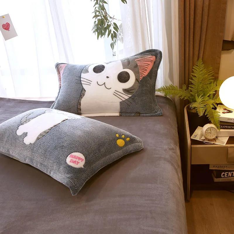 Winter Warm Flannel Pillowcases A Pair of Printed Plush Pillowcases Adult Double 48*74cm Bedding